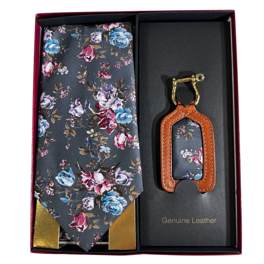 Essex Row Men's Tie And Genuine Leather Key Holder Gift Set Floral -Package Flaw